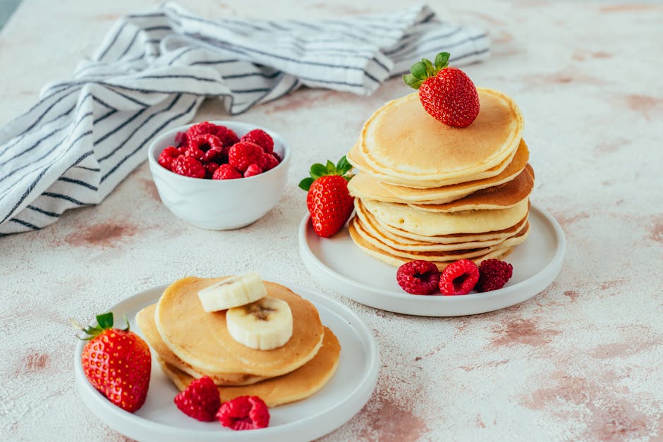 Vegan Banana Pancakes (Fluffy, 20 Minutes)