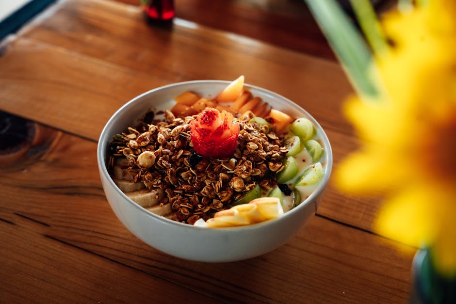 Vegan Granola Recipe (Crunchy Clusters, 30 Minutes)