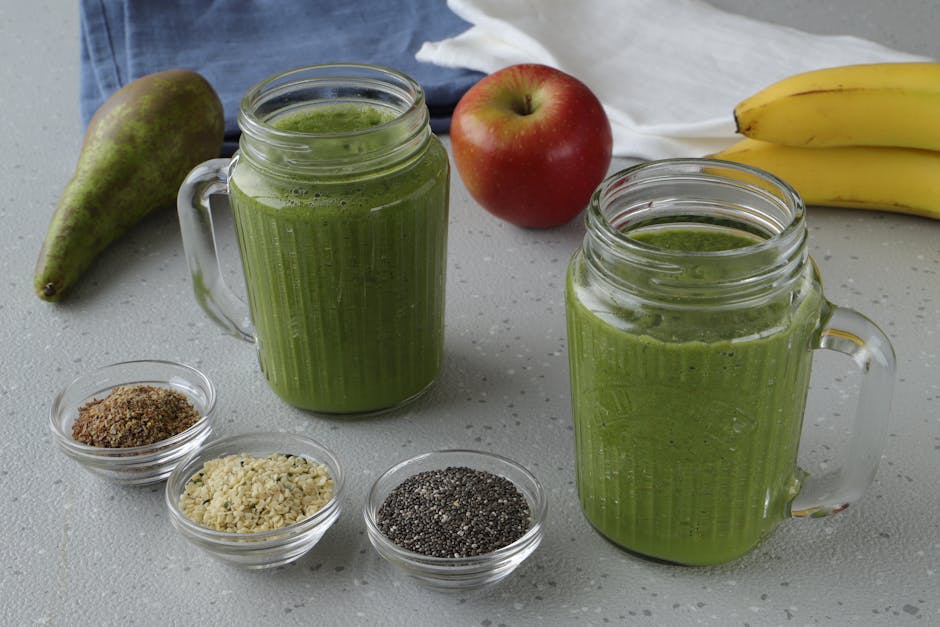 Vegan Green Smoothie (5 Minutes, Actually Tastes Good)
