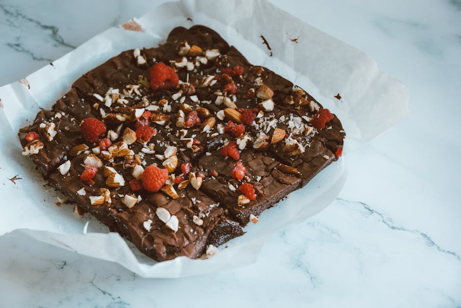 Vegan No-Bake Brownies (Fudgy, Date-Sweetened, 20 Minutes)