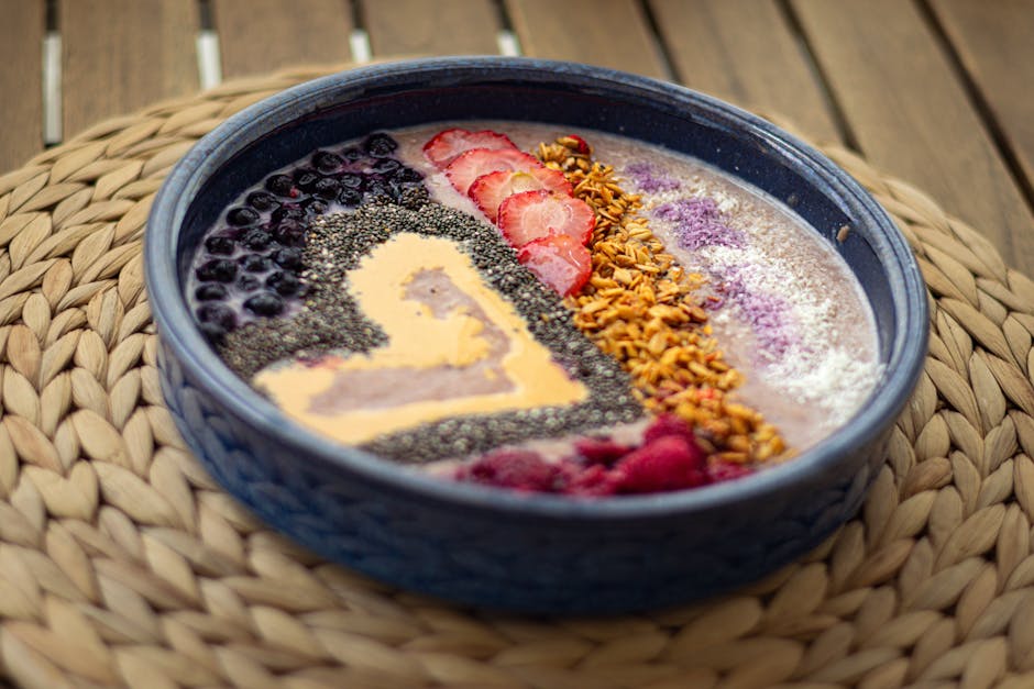Vegan Smoothie Bowl (Thick, Creamy, 5 Minutes)